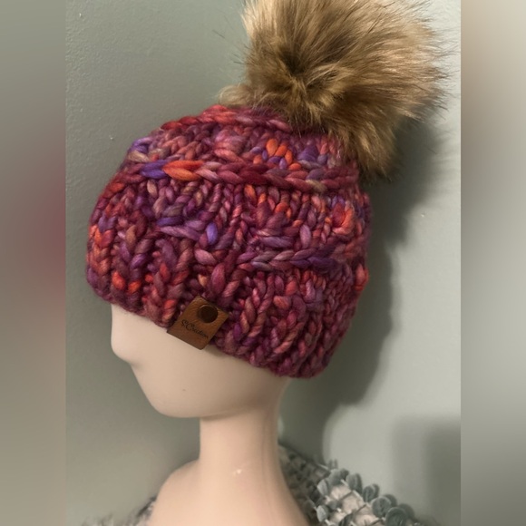 Hand knit beanie - Picture 2 of 2
